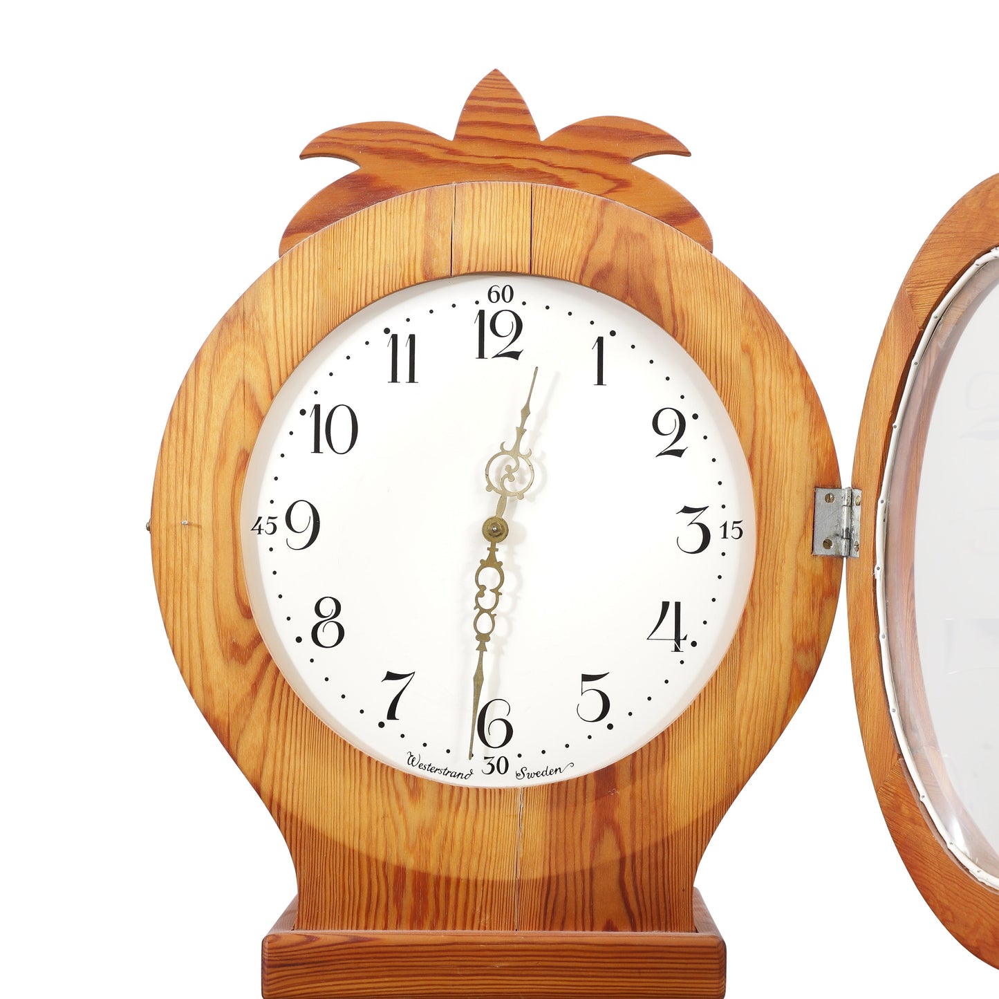 Mora Clock 22